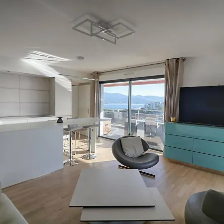 Appartement Ajaccio, 4 Pieces, 6 Personnes - Fr-1-61-497 Apartment