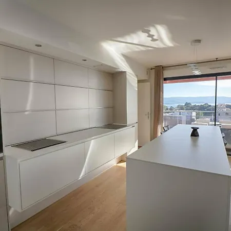 Appartement Ajaccio, 4 Pieces, 6 Personnes - Fr-1-61-497 *